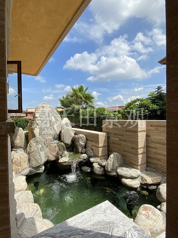 小型別墅庭院該如何綠化設(shè)計(jì)？